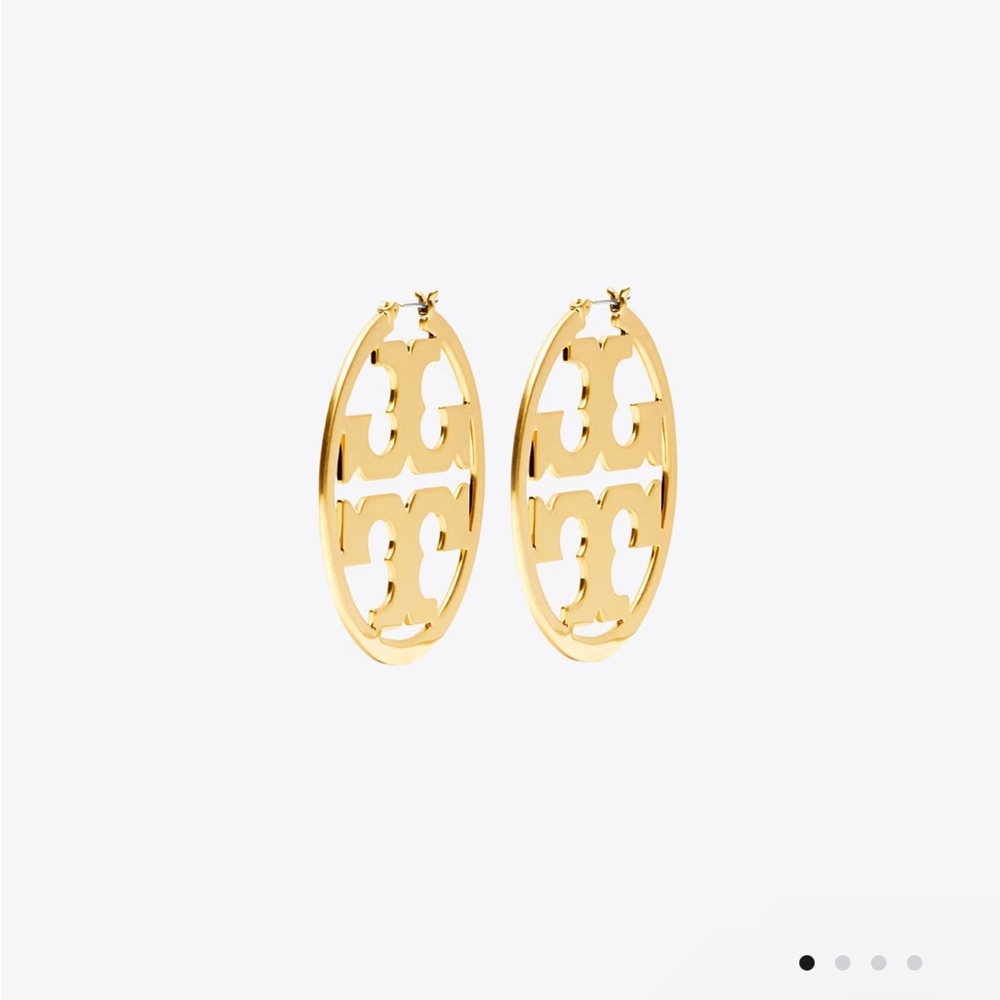Tory Burch Miller Hoops Never Worn retails $158 selling for $100 Authentic!